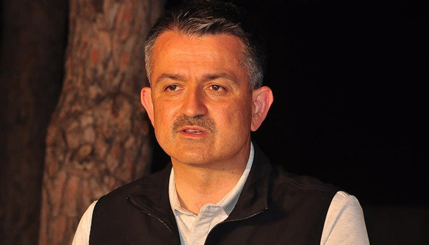 Son dakika: Bakan Pakdemirli duyurdu Ezine yangını kontrol altında