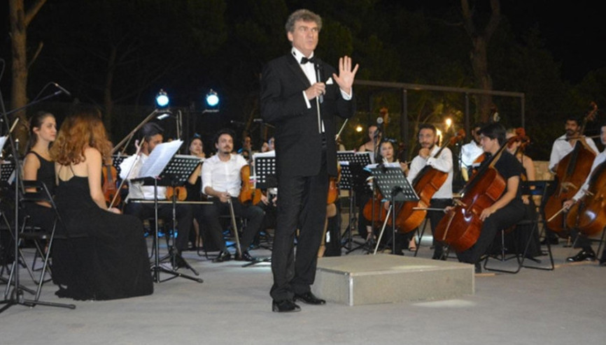 Ayvalık’ta 7. Müzik Festivali TUGFOnun konseriyle başladı