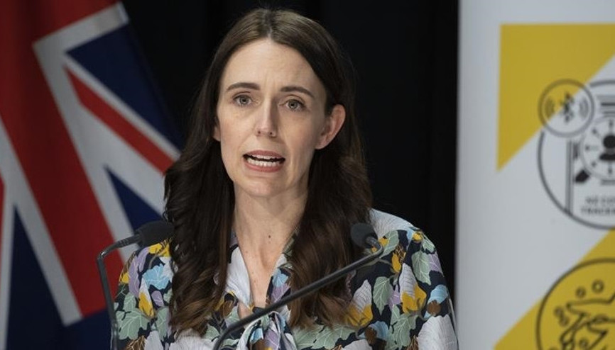 Yeni Zelanda, Kovid-19 yasaklarını bir kez daha uzattı