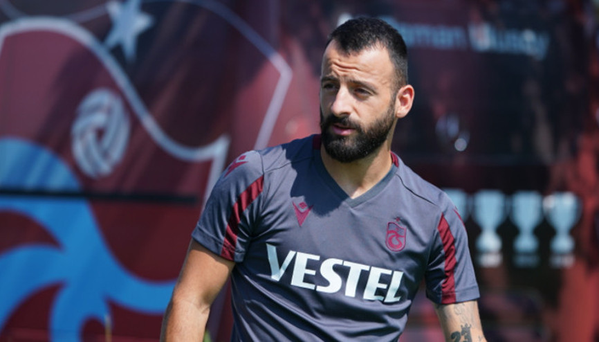 Trabzonsporda yeni transfer Siopis takımla çalıştı