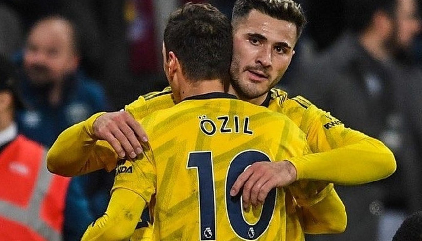 Son dakika transfer haberi: Fenerbahçe, Sead Kolasinacta mutlu sona çok yakın