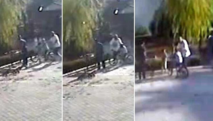 Çocukları salçaya taş attığı iddiasıyla dövdü; o anlar kamerada Çocukları salçaya taş attığı iddiasıyla dövdü; o anlar kamerada