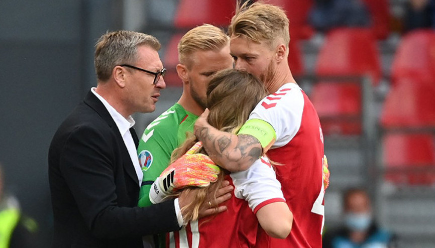 Danimarkalı yıldız Simon Kjaere UEFA Başkanlık ödülü