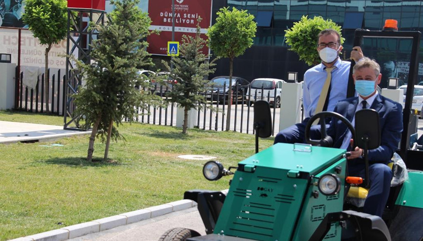 İsviçre heyeti yerli araçlarla atölyeleri gezdi