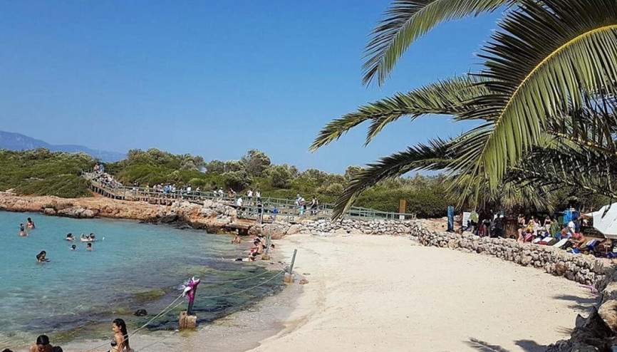 Nereden nereye... Kleopatra Plajında bir servet yatıyor Yok olursa geri getirmek imkansız...