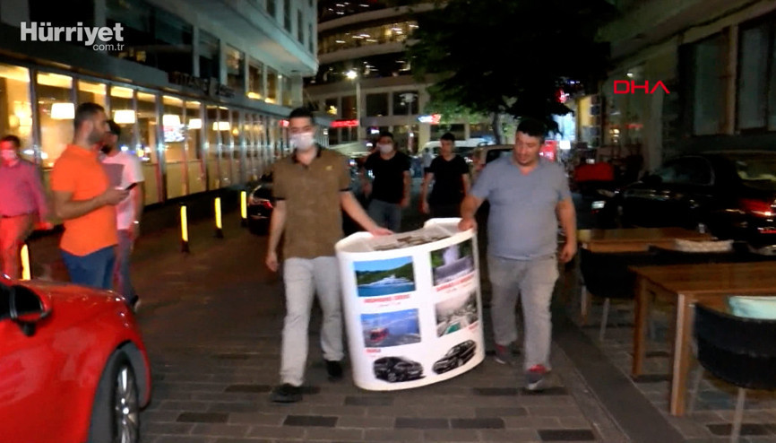 İstanbulda kaçak tur stantları İstanbulda kaçak tur stantları