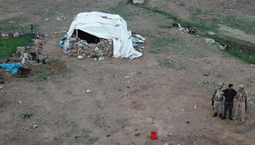 Firari hükümlü, yaylada saklandığı çadırda yakalandı Firari hükümlü, yaylada saklandığı çadırda yakalandı