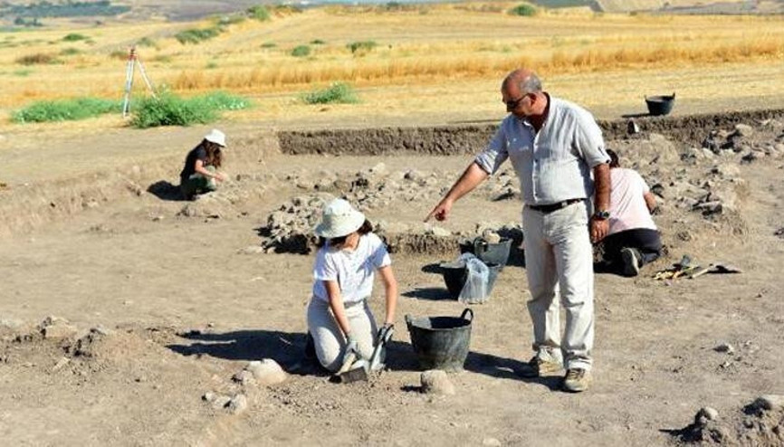 Kahramanmaraşta 7 bin 500 yıllık köy kalıntıları bulundu
