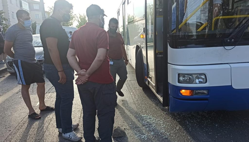 Alkollü sürücü otobüsü kurşunladı