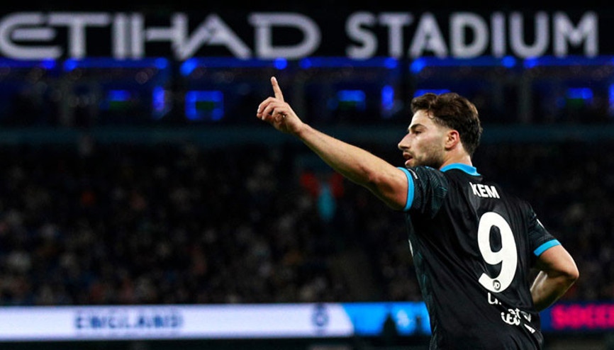 İngiltere Etihad Stadını sallayan Türkü konuşuyor