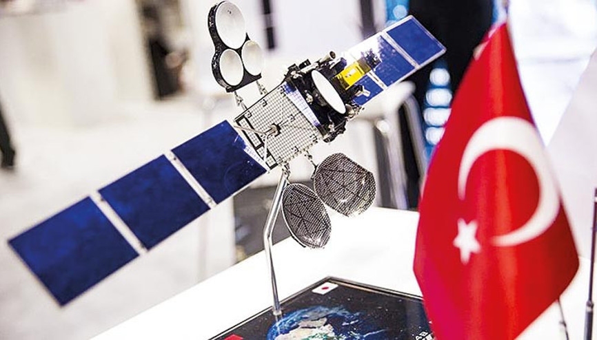 Türksat 5B ilk anlaşmasını imzaladı