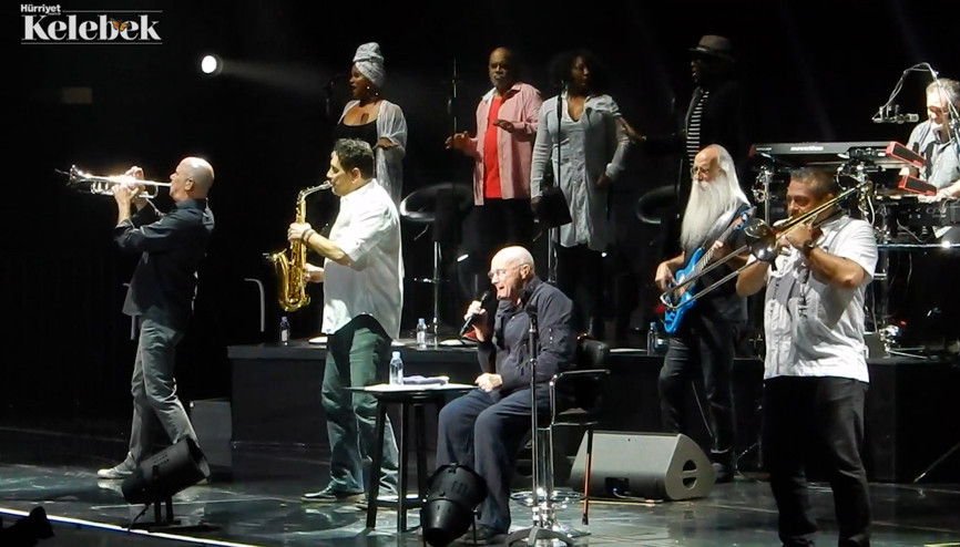 Ünlü müzisyen Phil Collins hayranlarını çok üzdü