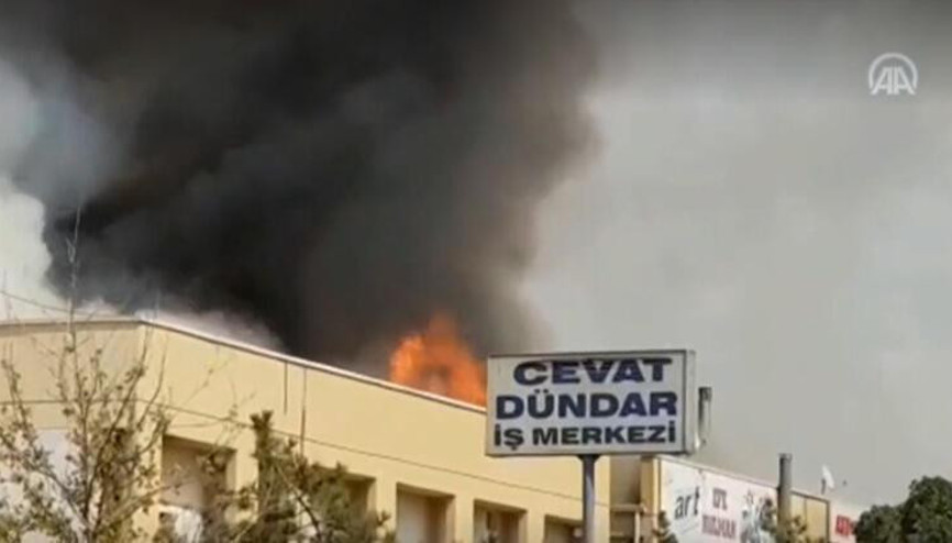 Ankarada Ostimde iş merkezinde yangın