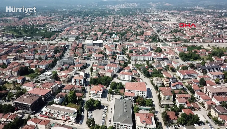 Ev sahipleri emlakçıyım diyerek komisyon alıyor