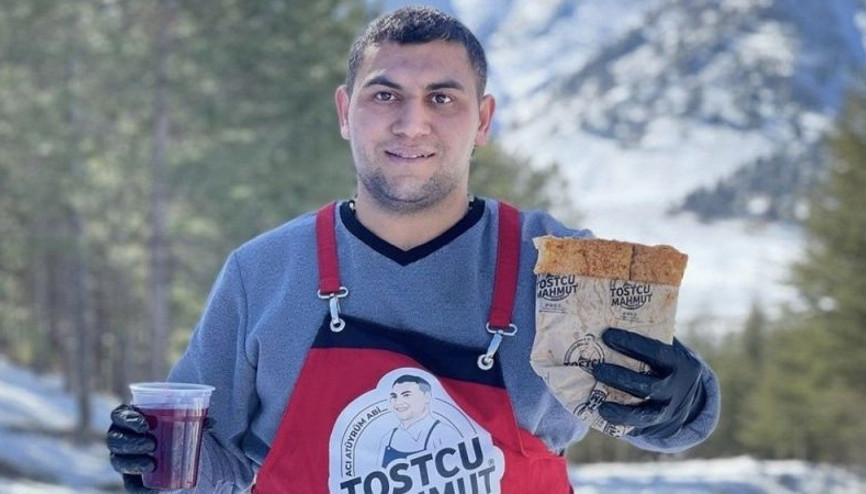 Tostçu Mahmut kimdir, öldü mü Tostçu Mahmut trafik kazası geçirdi Tostçu Mahmut kimdir, öldü mü Tostçu Mahmut trafik kazası geçirdi