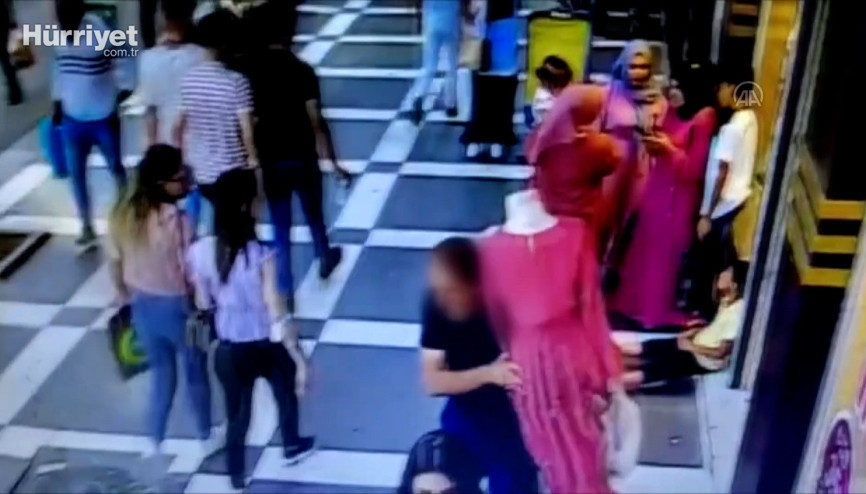 Cansız mankenin çalınma anı güvenlik kamerasına yansıdı