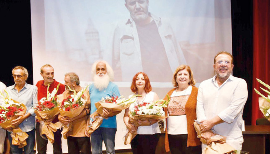 Dostları Altın Koza’da Hasan Saltık’ı andı