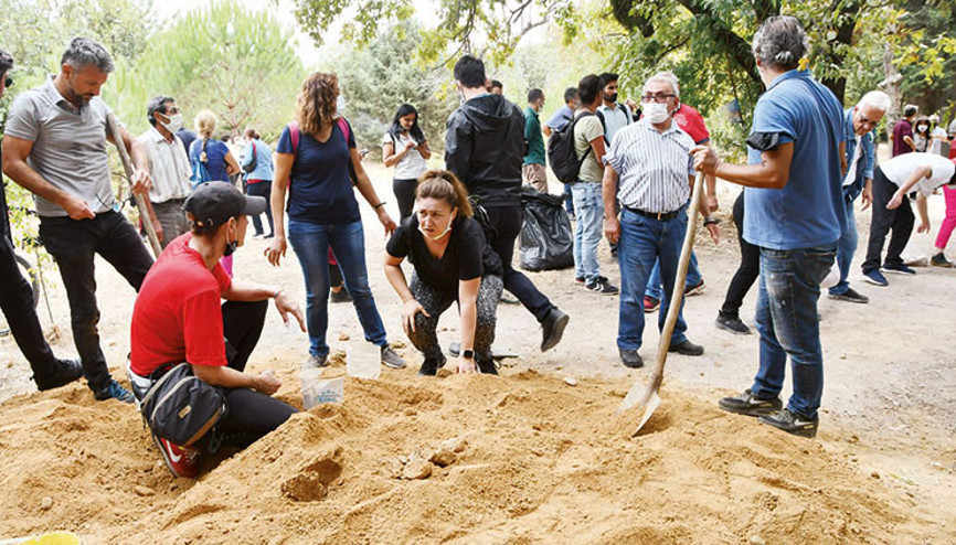 Validebağ’da moloz krizi