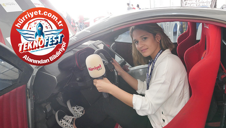 TEKNOFEST’te ikinci gün heyecanı…Yerli üretim araçlar da boy gösteriyor TEKNOFEST’te ikinci gün heyecanı…Yerli üretim araçlar da boy gösteriyor