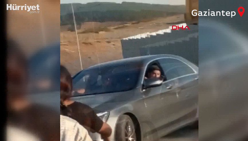 Eski futbolcu Sezer Öztürkün karıştığı silahlı kavgada 1 ölü, 1 yaralı