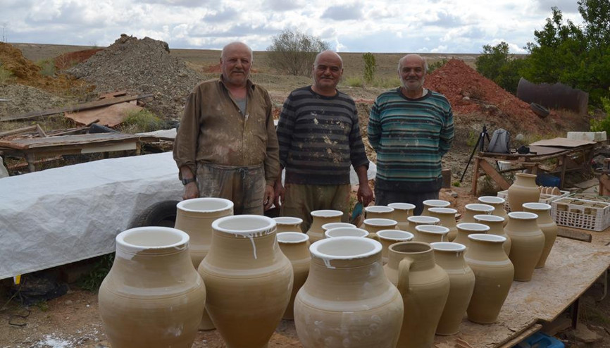 ‘Son çömlekçiler’in toprak sıkıntısı