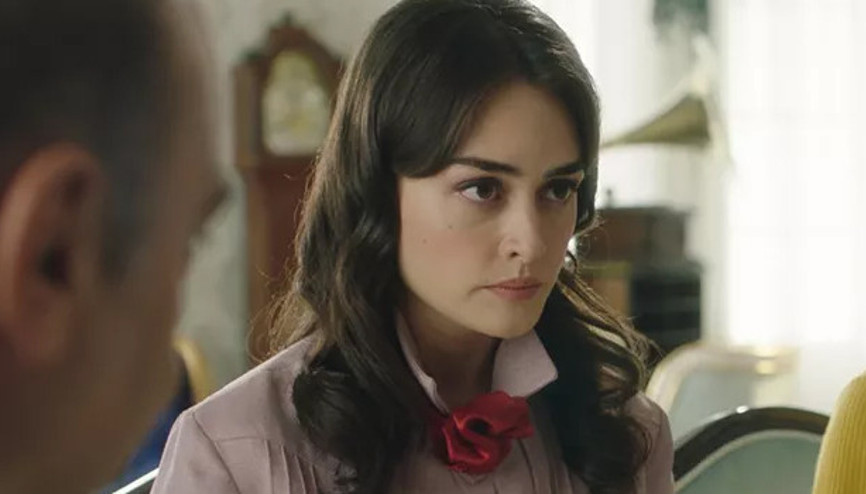 Kanunsuz Topraklar Gülfem kimdir Esra Bilgiç hakkında merak edilenler