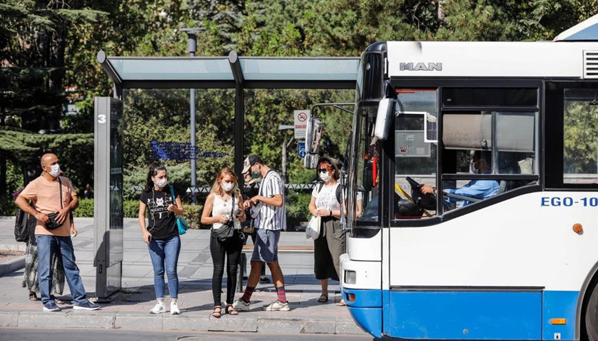İki kişiden biri toplu taşıma kullanmadı