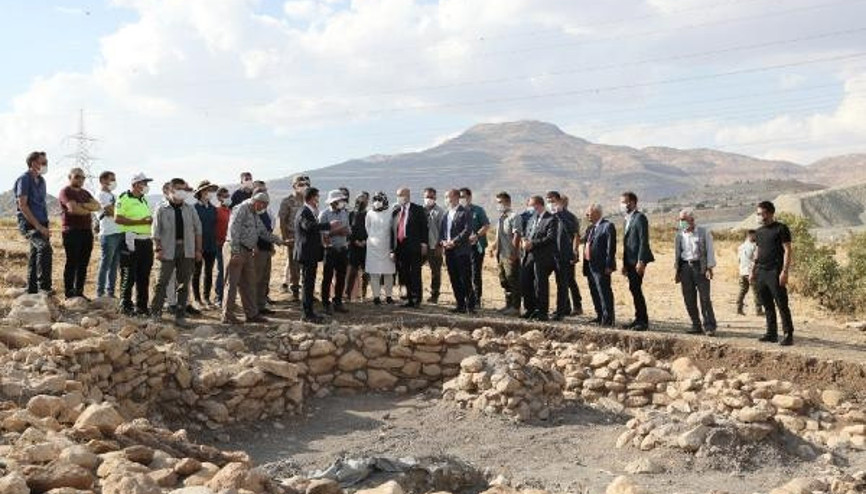 Boncuklu Tarla, Göbeklitepe’den daha eski bir yerleşim yeri mi Çarpıcı açıklamalar...