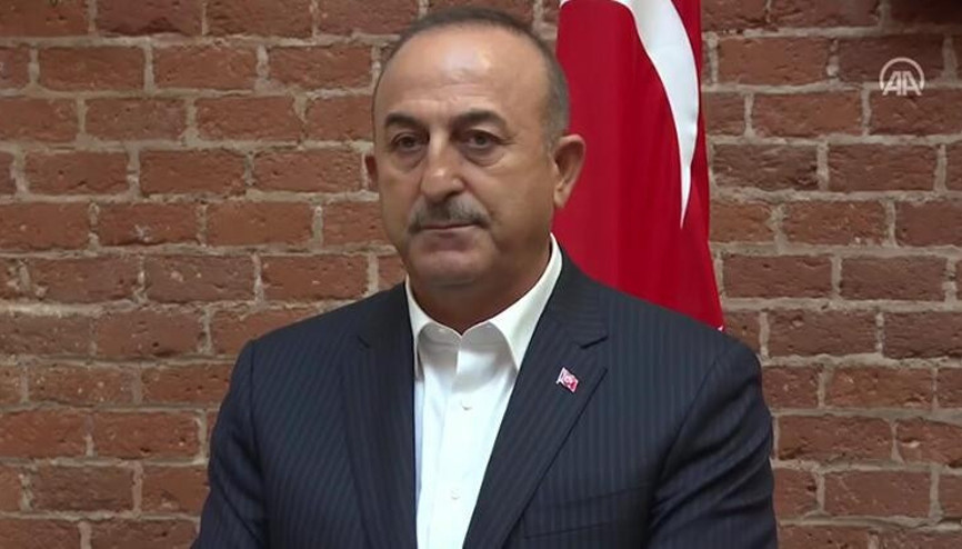 Dışişleri Bakanı Çavuşoğlundan Fransaya sert sözler Türkiyeyi bu tip bir tartışmaya çekmesi yanlış