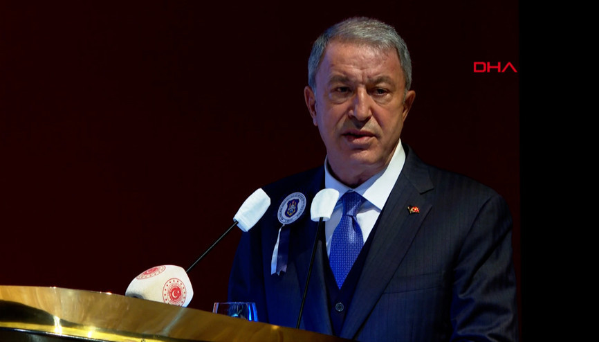 Bakan Akar Deniz Harp Okulunda konuştu