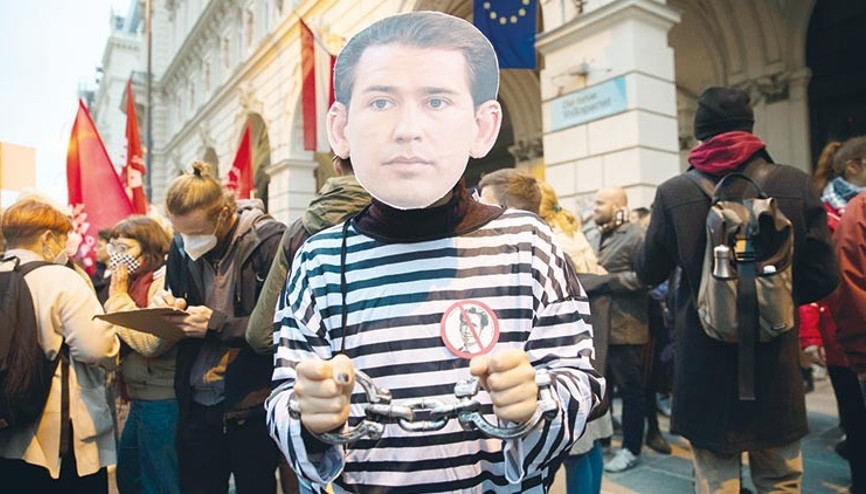 Kurz’un koltuğu her an gidebilir