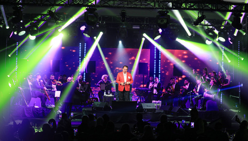 İbrahim Tatlıses 12 yıl sonra ilk kez yurt dışında