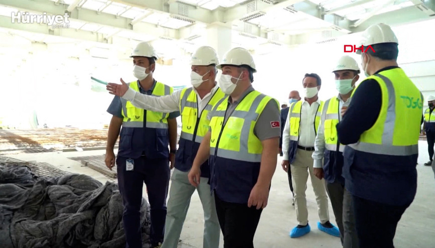 Bakan Varanktan, TOGGun üretim tesisi inşaatında inceleme Bakan Varanktan, TOGGun üretim tesisi inşaatında inceleme