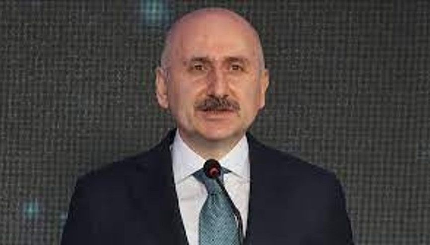 Bakan Karaismailoğlu: Dünya ticaret yolları üzerinde hakimiyetimizi ilan ettik