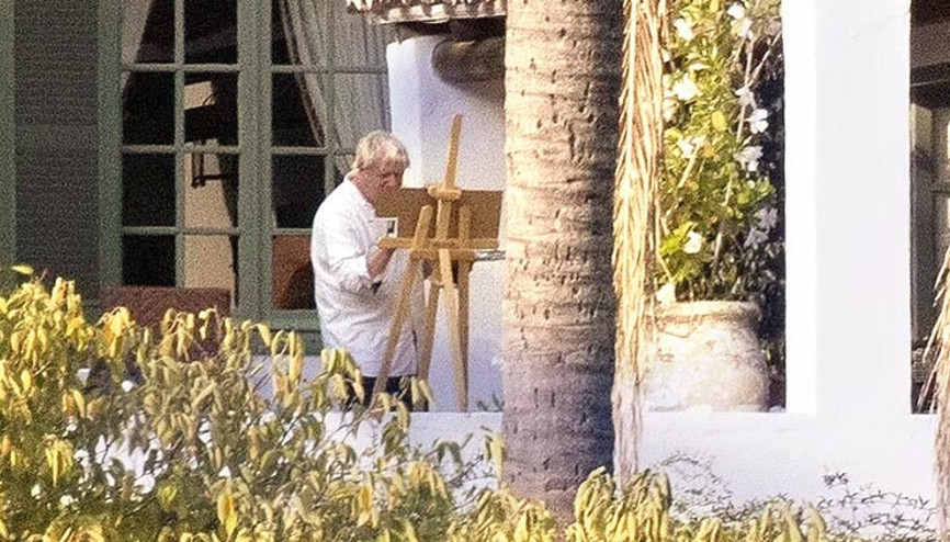 İngiltere krizde, Boris Johnson tatilde, resimde