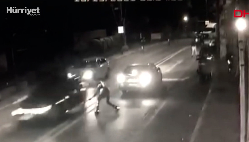 Avcılarda polise silahlı saldırı anı kamerada