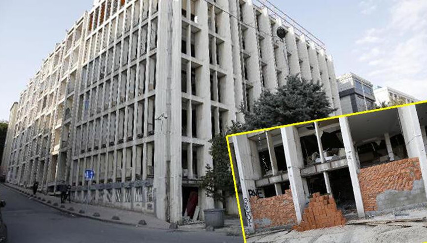 Hırsızların hedefi olan Reza Zarrabın eski holding binasına duvarlı önlem