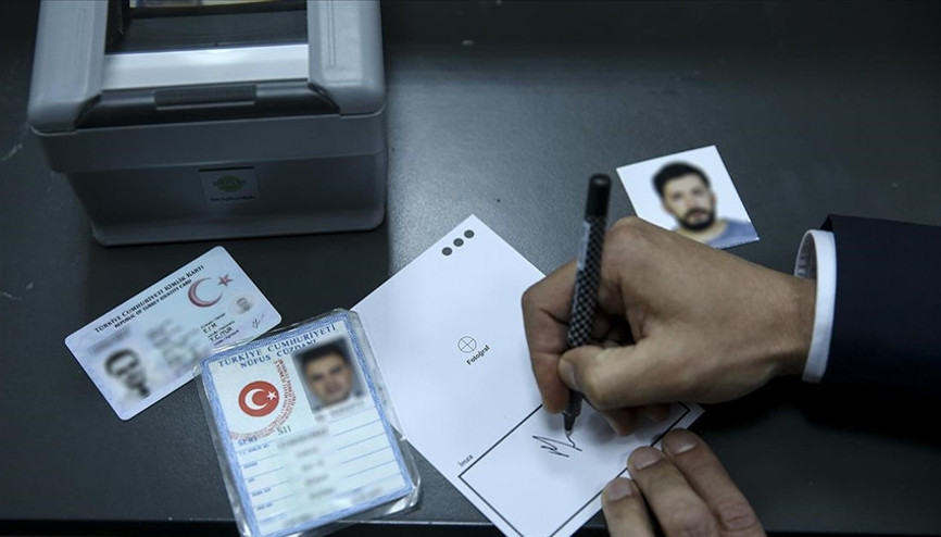 Kimlik kartlarında büyük yenilik Yeni uygulama hayata geçti Kimlik kartlarında büyük yenilik Yeni uygulama hayata geçti