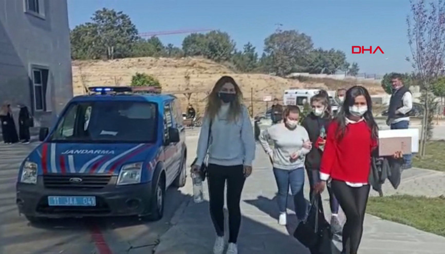 Bilecikte üniversite öğrencileri mide bulantısı ve kusma şikayetiyle hastaneye kaldırıldı