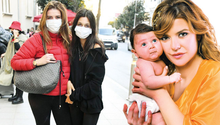 Şebnem Özinal kızı ile görüntülendi: Ayşe genç kız oldu Şebnem Özinal kızı ile görüntülendi: Ayşe genç kız oldu