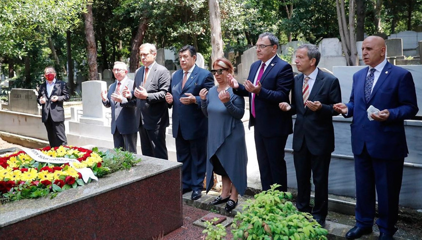 Ali Sami Yen mezarı başında anıldı