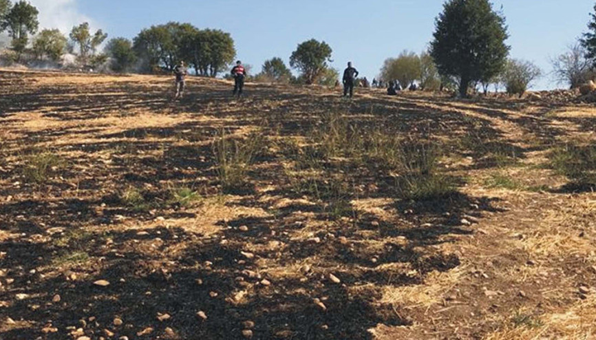 Adıyamanda anız yakarken alevlerin arasında can verdi