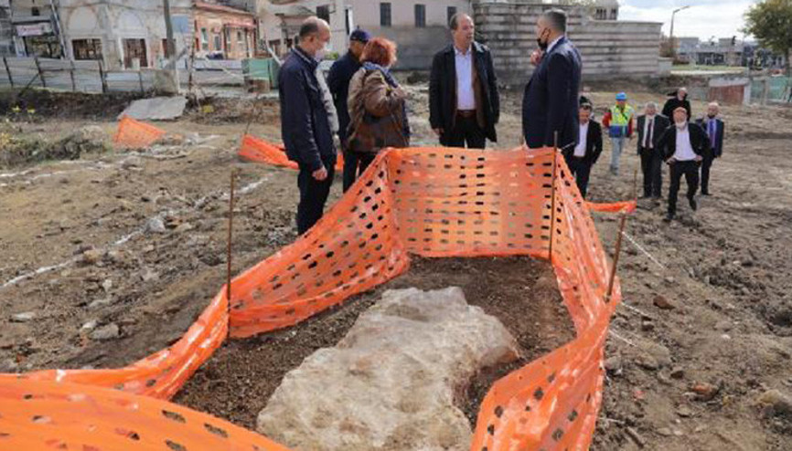 Selimiye Camiinin çevre düzenlemesinde tarihi kalıntılar bulundu