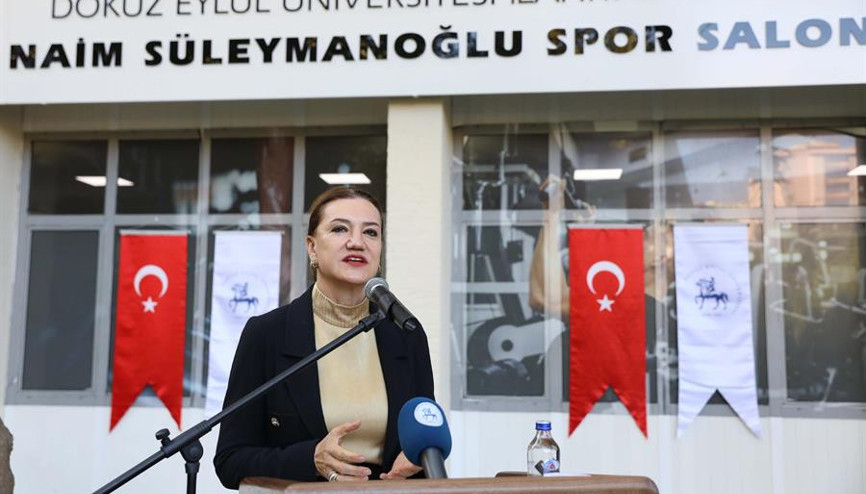 DEÜ Naim Süleymanoğlu Spor Salonu hizmete girdi