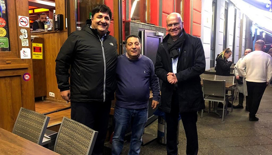 Meclis’i açtı kebapçıya gitti