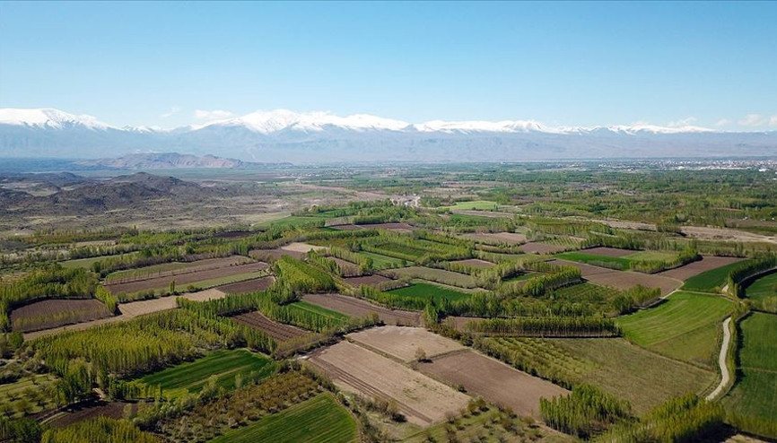 Arazi toplulaştırılması kapsamında 2022de 100 bin hektar için düğmeye basılacak Arazi toplulaştırılması kapsamında 2022de 100 bin hektar için düğmeye basılacak