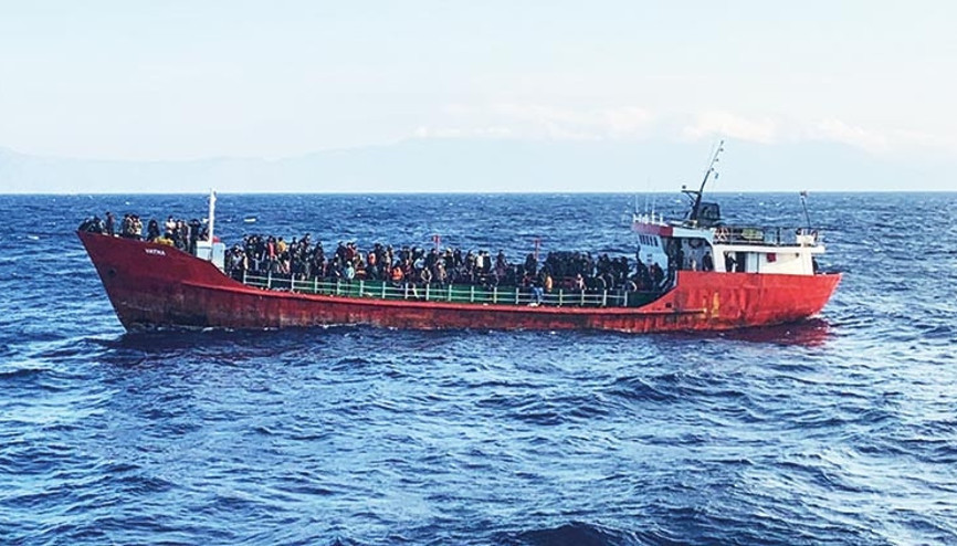 Girit açıklarında bir ‘tuhaf’ kurtarma operasyonu