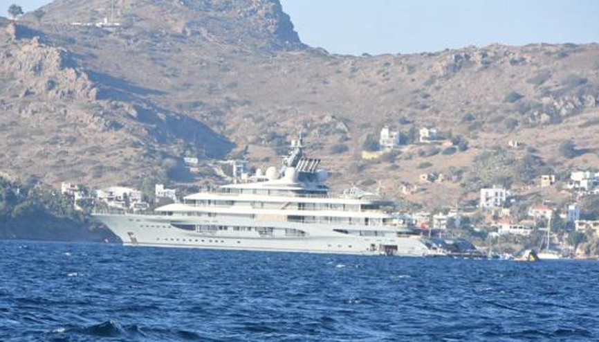 Jeff Bezosun lüks yatı Yalıkavaka demir attı