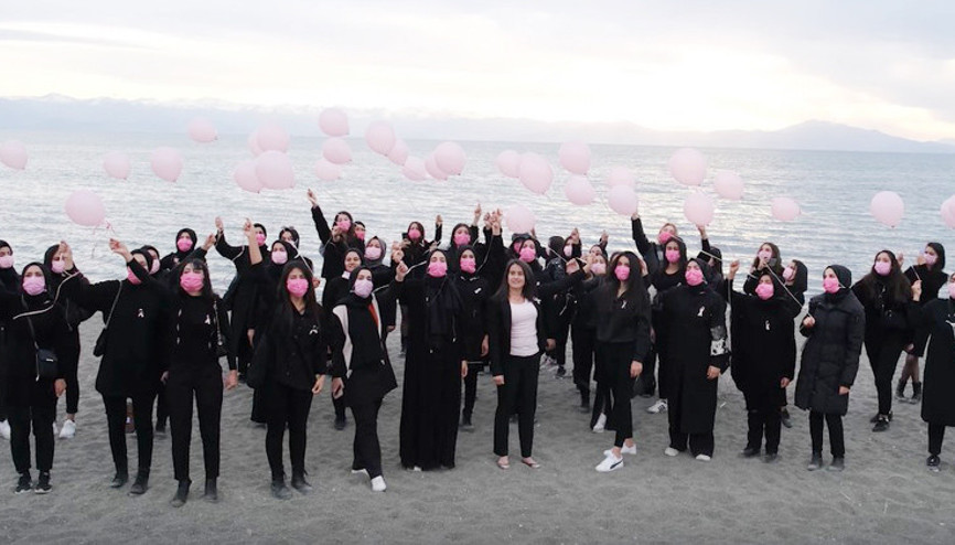 Öğrencilerden meme kanserine dikkat çeken klip