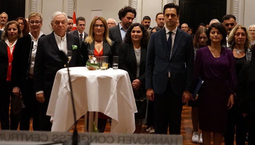 Demokrasi mücadelemiz devam edecek